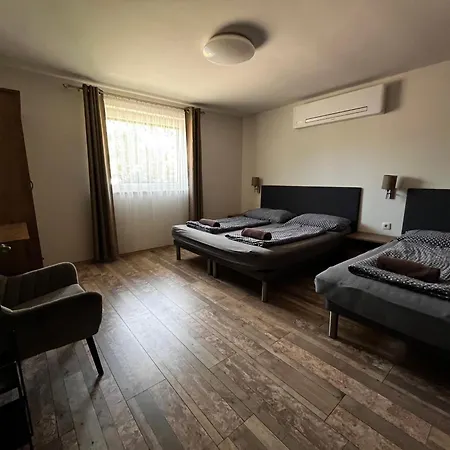 Villa Laura *