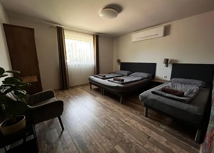 Villa Laura *