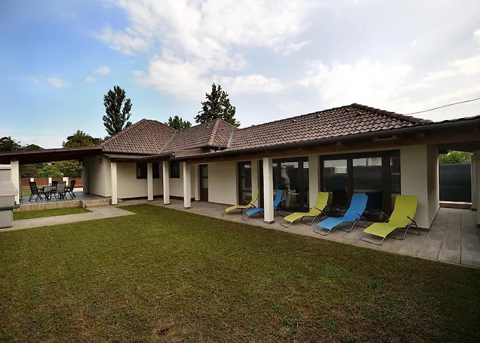 Villa Laura *